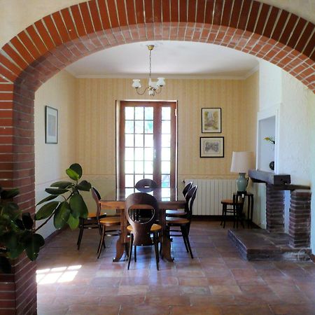 Les Convertigues Bed & Breakfast Montjoire Luaran gambar