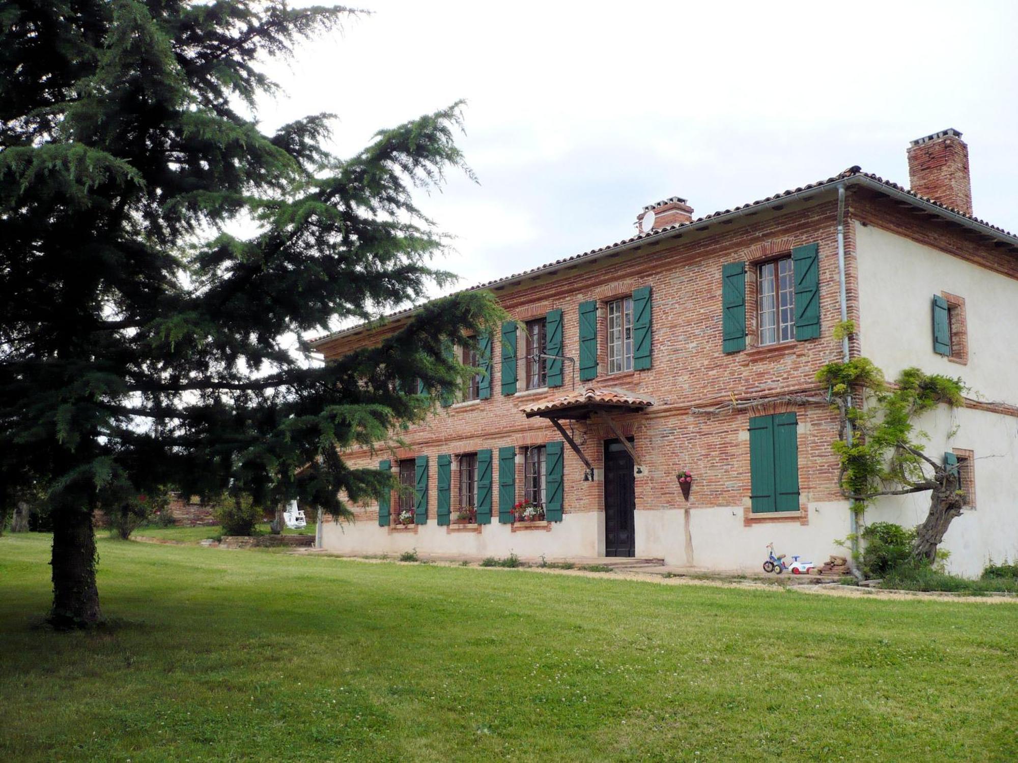 Les Convertigues Bed & Breakfast Montjoire Luaran gambar