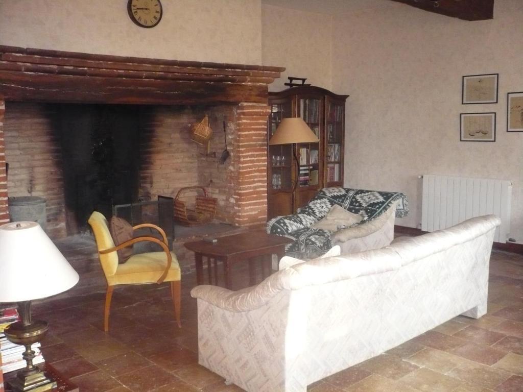 Les Convertigues Montjoire Luaran gambar